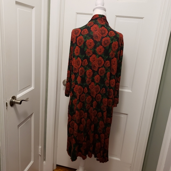 Bums & Rose's Floral Print Longewear, Robe Size 2X, Soft Comfy - Picture 6 of 12